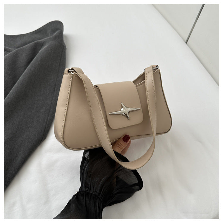 Hot Girl Advanced Shoulder Messenger Baguette Bag